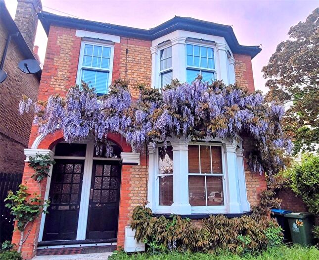 1 Bedroom House To Rent In Broomfield Road, Surbiton, KT5