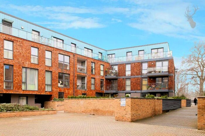 1 Bedroom Flat To Rent In Citrine Apartments, New Gun Wharf, Bow, Victoria Park, Roman Road, London, E3