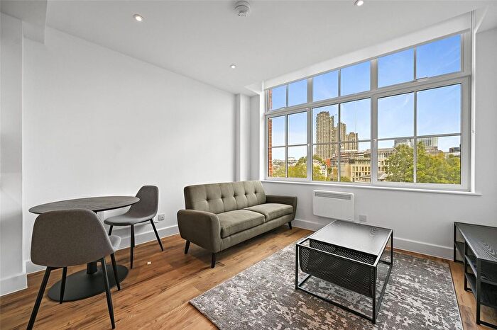 1 Bedroom Flat To Rent In West Smithfield, London, EC1A