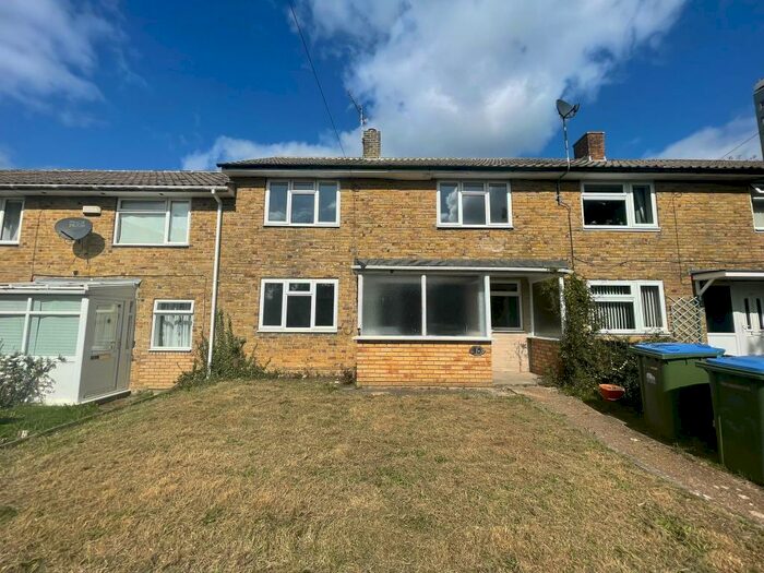 3 Bedroom Terraced House To Rent In Tunstall Road - Southampton -, SO19