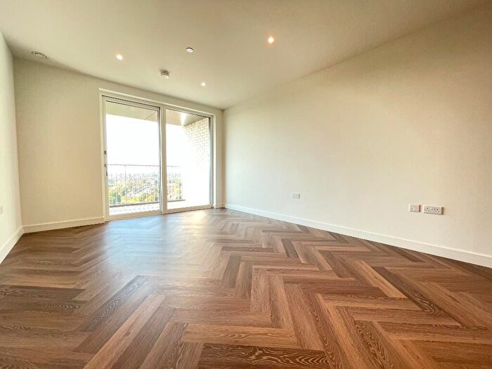 2 Bedroom Apartment To Rent In Henshaw Parade, The Hyde, London, NW9