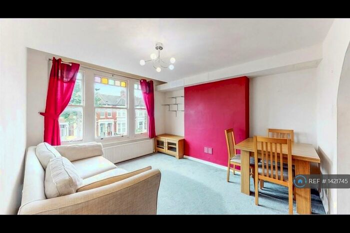 1 Bedroom Flat To Rent In Elvendon Road, London, N13