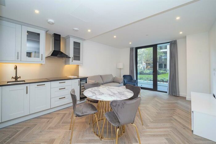 1 Bedroom Apartment To Rent In Merino Gardens, London, E1W