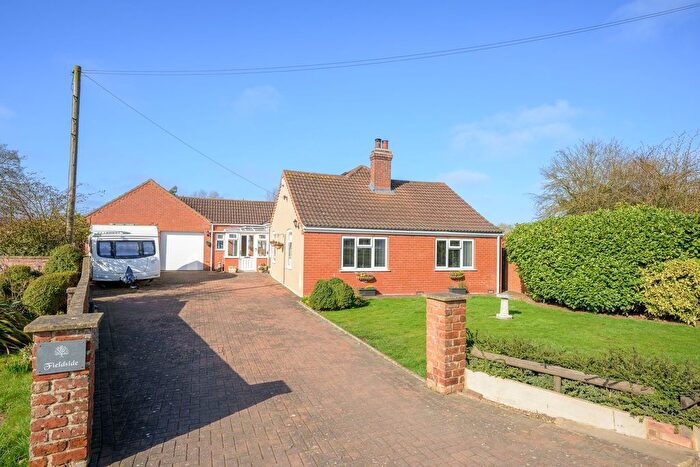 3 Bedroom Detached Bungalow For Sale In Main Road, Keal Cotes, PE23
