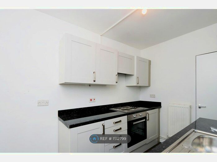 1 Bedroom Flat To Rent In Clarendon Street, Wolverhampton, WV3