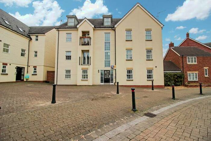 2 Bedroom Flat To Rent In Mazurek Way, Haydon End, Swindon, SN25