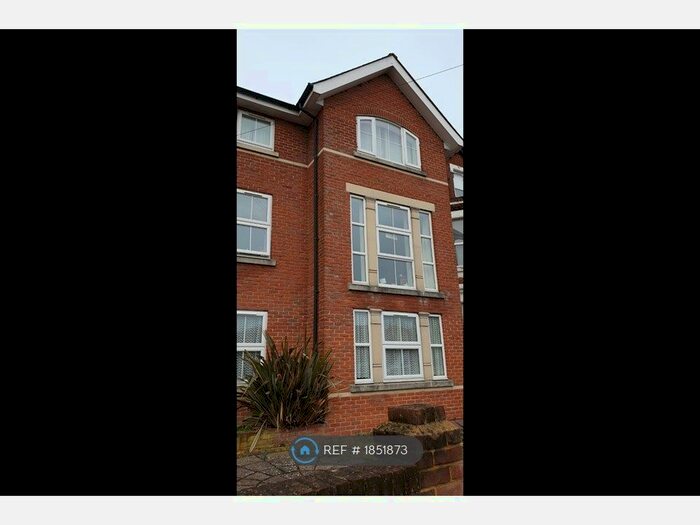 2 Bedroom Flat To Rent In Winchester Road, Southampton, SO16