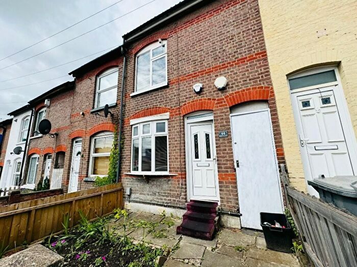 2 Bedroom Terraced House To Rent In Shearer Road, Portsmouth, PO1