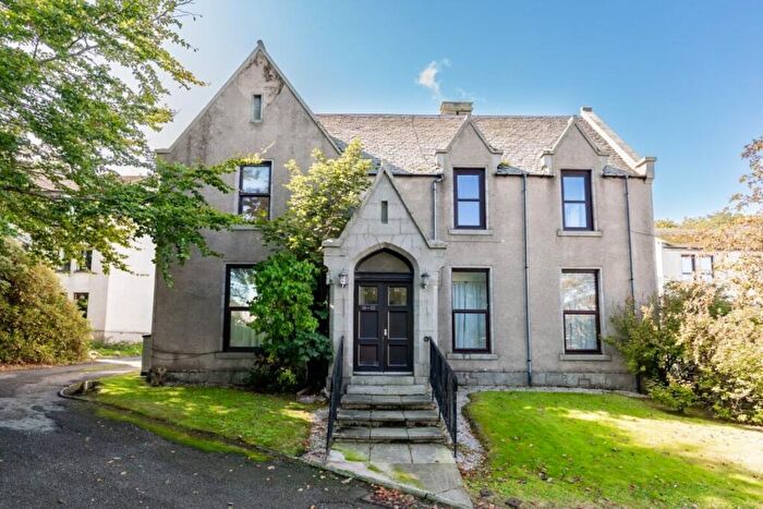 3 Bedroom Flat To Rent In Craig Park, Aberdeen, AB12