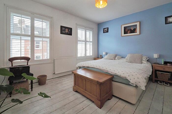 3 Bedroom Terraced House For Sale In Sidney Street, Salisbury, SP2