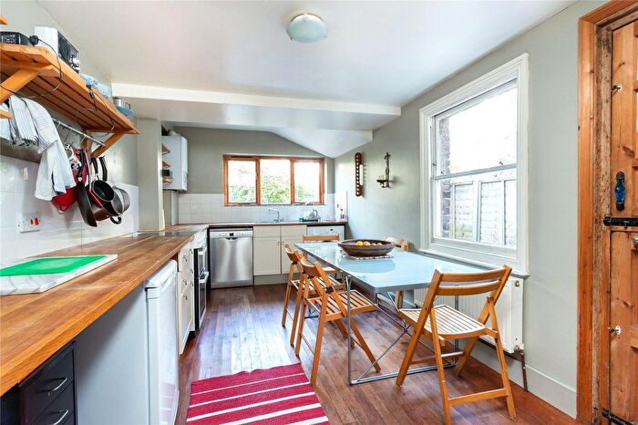 2 Bedroom Terraced House To Rent In Elm Park, London, SW2