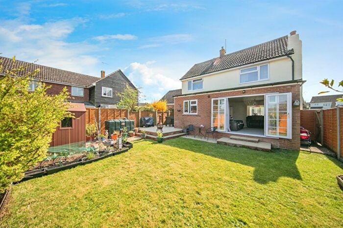 3 Bedroom Detached House For Sale In Canon Pugh Drive, Acton, Sudbury, CO10