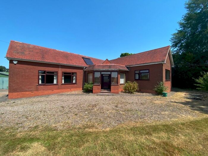 4 Bedroom Detached Bungalow To Rent In Westview, Springbrook Lane, Earlswood, Solihull, B94