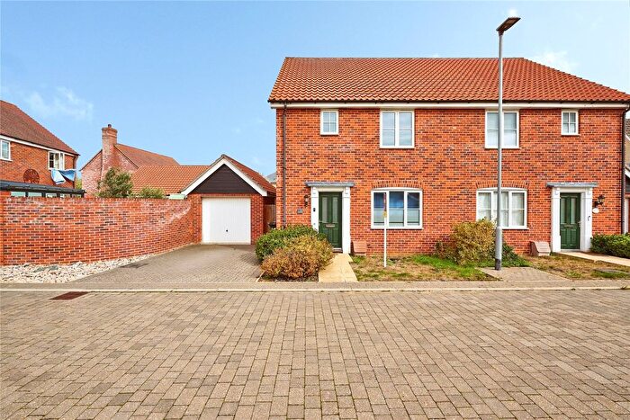 3 Bedroom Detached House For Sale In Tayberry Close, Ely, Cambridgeshire, CB6