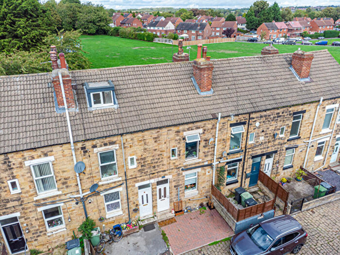 2 Bedroom Terraced House For Sale In Airedale View, Woodlesford, Leeds, LS26