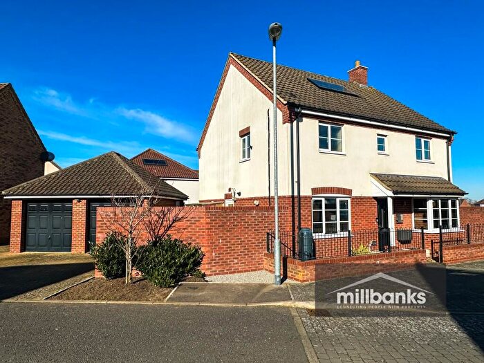 4 Bedroom Detached House For Sale In Windsor Court, Diss, Norfolk, IP22