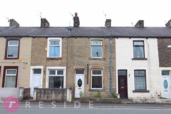 2 Bedroom Terraced House For Sale In Briercliffe Road, Burnley, Lancashire, BB10