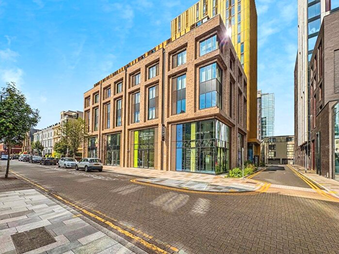 2 Bedroom Apartment To Rent In Wesley Lane, Cardiff City Centre, Cardiff, CF10