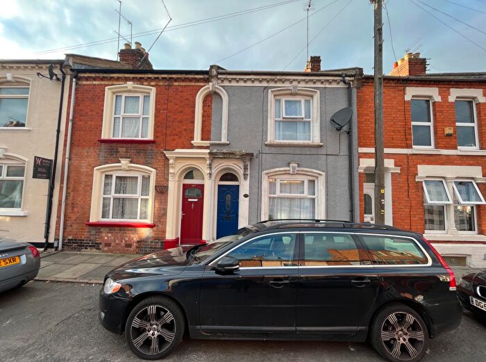 2 Bedroom Terraced House To Rent In Hunter Street, Northampton, NN1