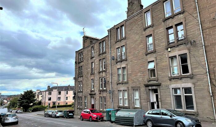 2 Bedroom Flat To Rent In Provost Road, Dundee, DD3