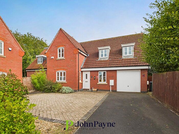 4 Bedroom Detached House For Sale In Crediton Close, Styvechale, Coventry, CV3