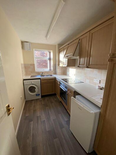 1 Bedroom Flat To Rent In Birmingham Road, Sutton Coldfield, West Midlands, B72