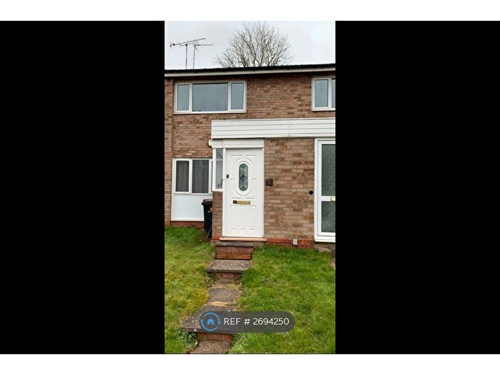 2 Bedroom Flat To Rent In Lomaine Drive, Birmingham, B30