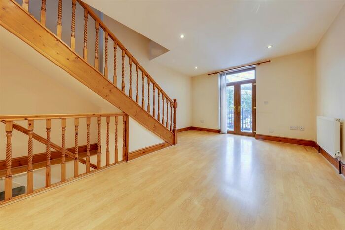 2 Bedroom Flat To Rent In Kay Street, Rawtenstall, Rossendale, BB4