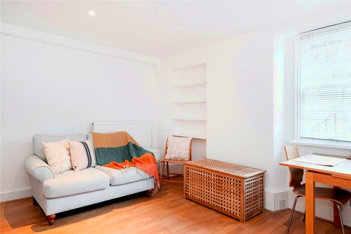 1 Bedroom Apartment To Rent In Chadwell Street, London, EC1R