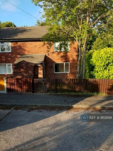 1 Bedroom Flat To Rent In Melton Garth, Leeds, LS10