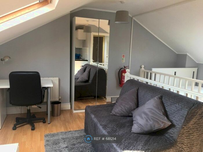 1 Bedroom Flat To Rent In Northfield Street, Worcester, WR1