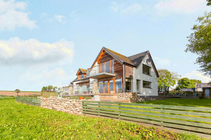 3 Bedroom Detached House For Sale In , Fortrose, IV10