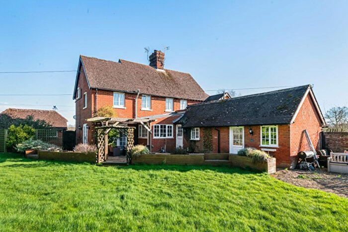 3 Bedroom Cottage For Sale In Bletchingley Farm Cottage, Pristling Lane, Tonbridge, Kent, TN12