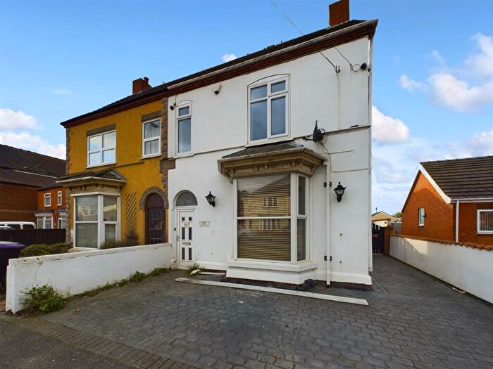 4 Bedroom Semi-Detached House For Sale In Victoria Road, Mablethorpe, LN12