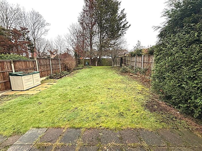 3 Bedroom Detached House For Sale In Lancing Road, Orpington, BR6