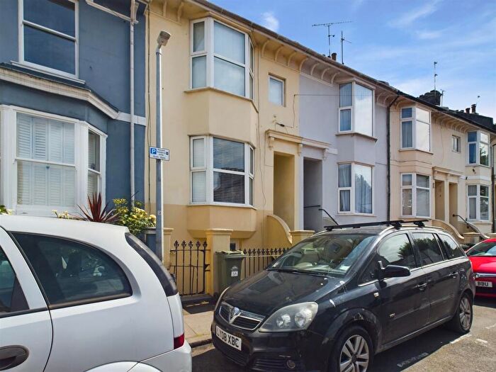 3 Bedroom Maisonette To Rent In Hastings Road, Brighton, BN2
