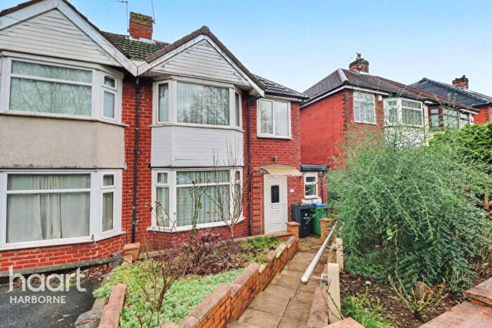 3 Bedroom Semi Detached House For Sale In Kingsway, Oldbury, B68