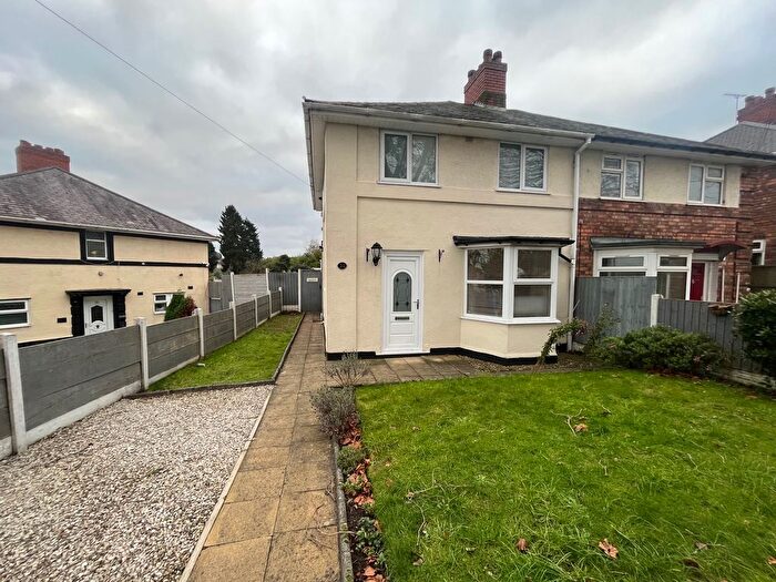 3 Bedroom Property To Rent In Warren Farm Road, Kingstanding, Birmingham, B44