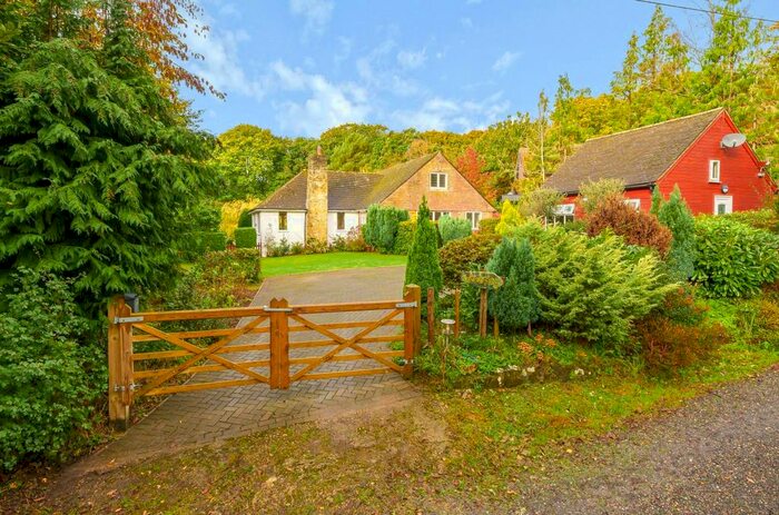 4 Bedroom Detached House For Sale In Old Forewood Lane, Crowhurst, Battle, TN33