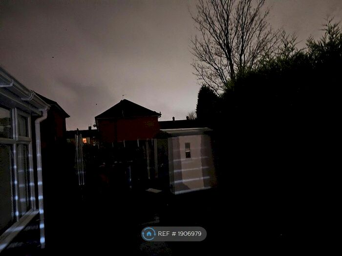 3 Bedroom Semi-Detached House To Rent In North Road, Manchester, M11