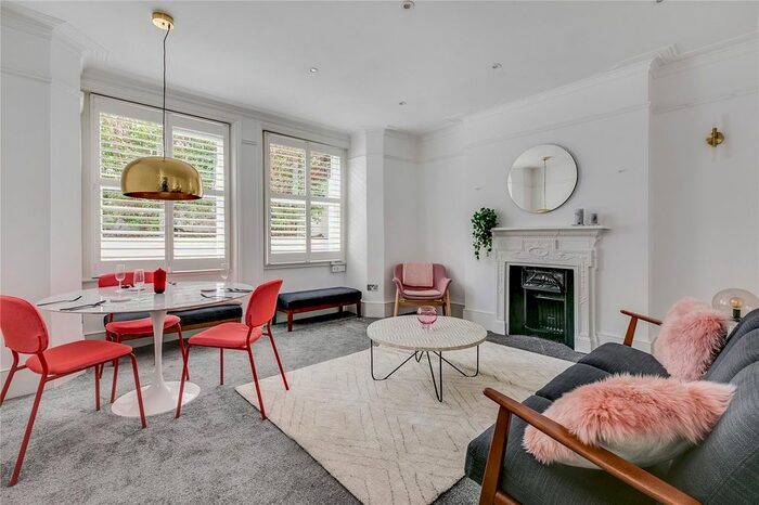 3 Bedroom Flat To Rent In Hazelwood Mansions, Rostrevor Road, SW6