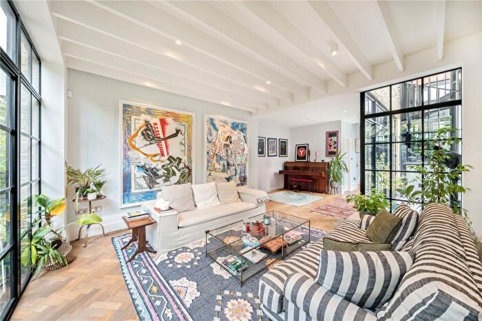 4 Bedroom Terraced House For Sale In Streatley Road, Queen's Park, NW6