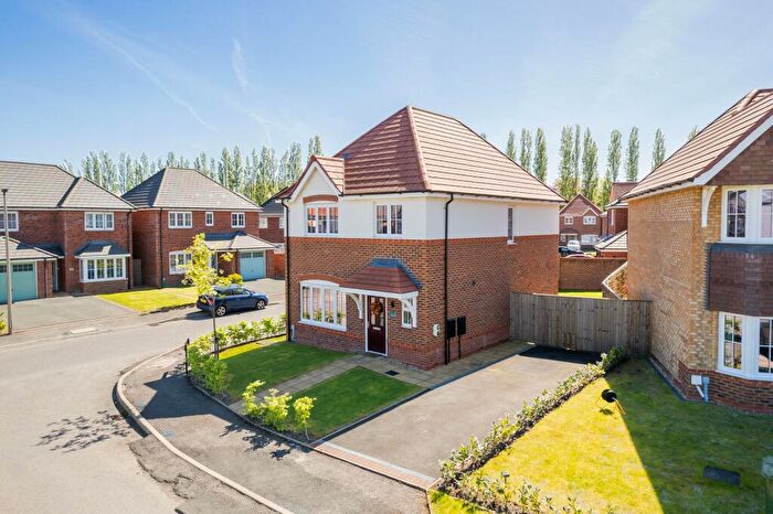 4 Bedroom Detached House For Sale In Fielders Close, Northwich, CW8