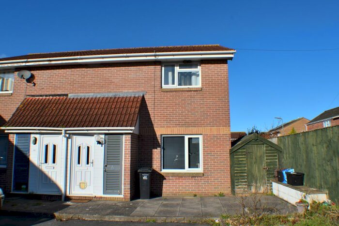 1 Bedroom Flat To Rent In Carlton Drive, Bridgwater, TA6