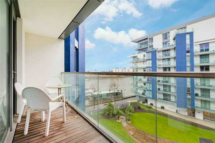 2 Bedroom Flat To Rent In Chapelier House, Eastfields Avenue, London, SW18