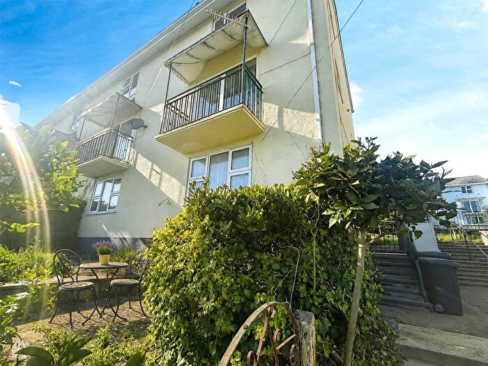 3 Bedroom Maisonette For Sale In Bitton Park Road, Teignmouth, Devon, TQ14