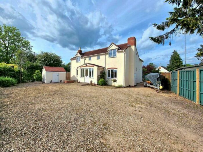 3 Bedroom Detached House For Sale In Willow Cottage, Malswick, Newent, Gloucestershire, GL18