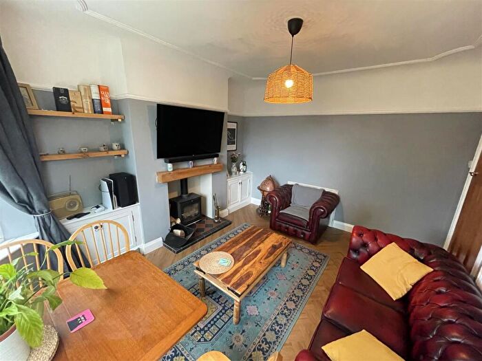 3 Bedroom Semi-Detached House For Sale In Withert Avenue, Bebington, Wirral, CH63