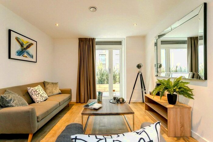 2 Bedroom Apartment To Rent In Exchange Square, The Priory Queensway, Birmingham, B4