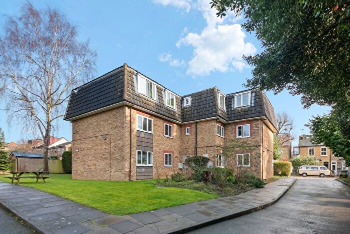 1 Bedroom Terraced House For Sale In Mount Olive Court, Green Lane, Hanwell, W7